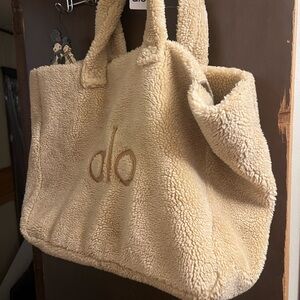 ALO Yoga Tan Sherpa Tote